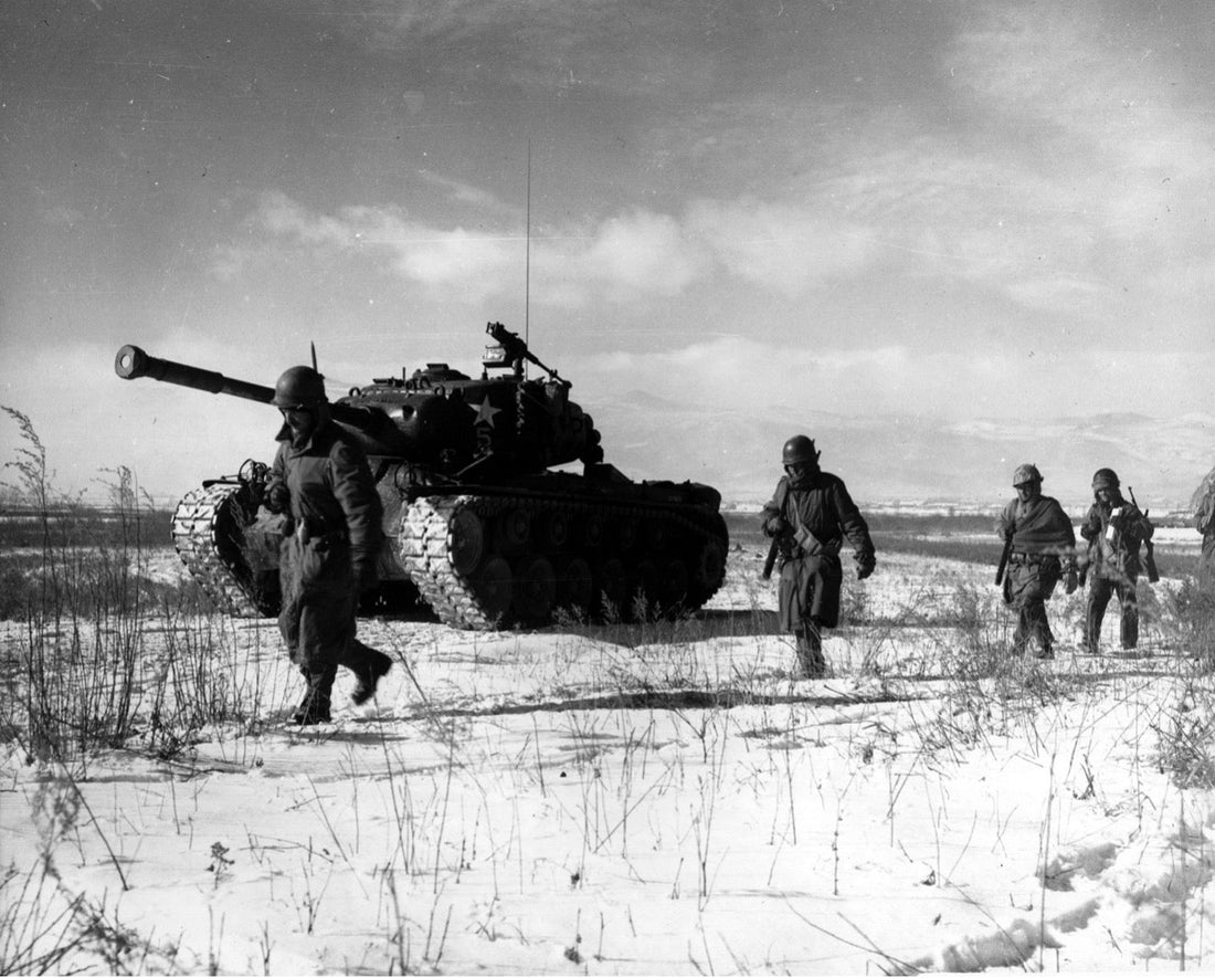 Above: By Photo by Corporal Peter McDonald, USMC - [1] (originally uploaded to en.wiki by Raul654), Public Domain, https://commons.wikimedia.org/w/index.php?curid=403277"