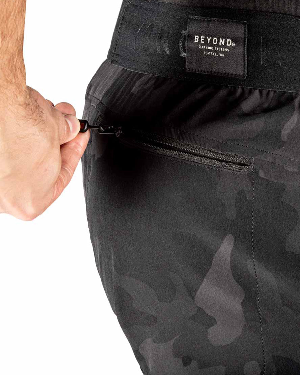 Under Armour Mens Grey Sweatpants Size XXL - beyond exchange