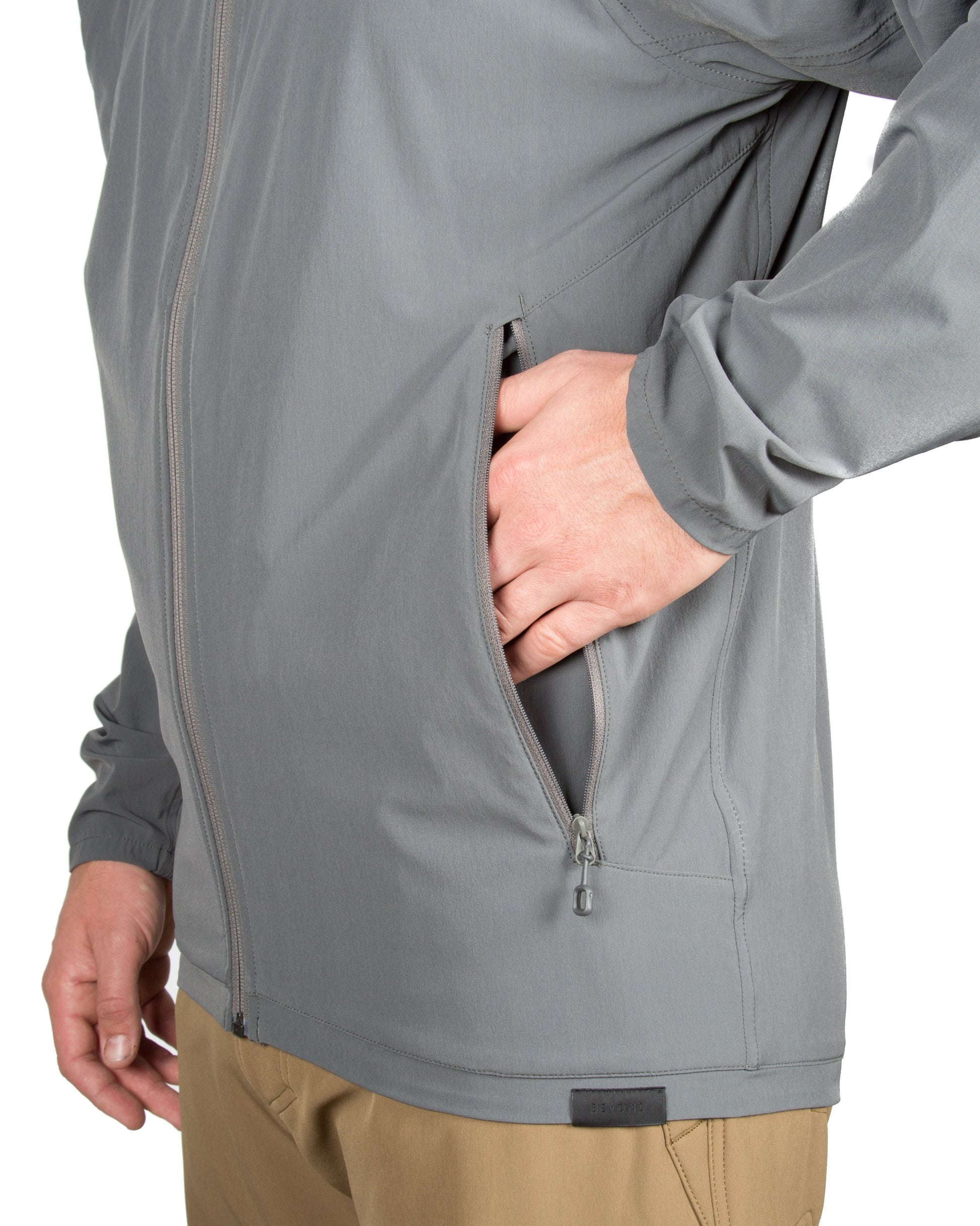 Men's Ventum Ultralight L4 Jacket  Packable Windbreaker – Beyond Clothing